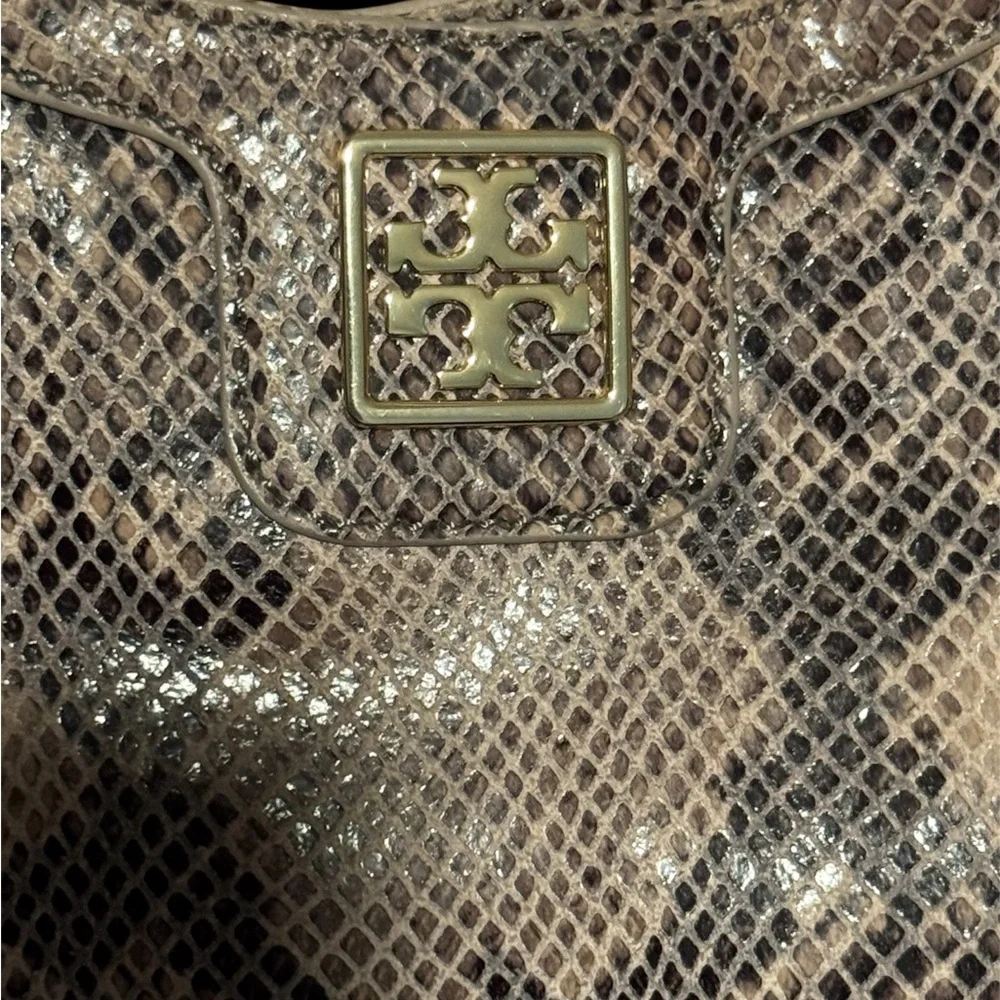Tory Burch Python Embossed Shoulder Bag EUC - Picture 8 of 9